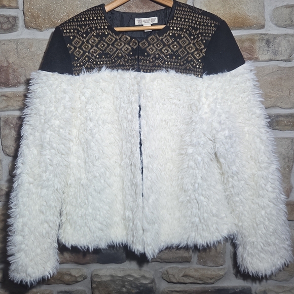 Vintage America Jackets & Blazers - Women's Black and White Faux Fur Jacket